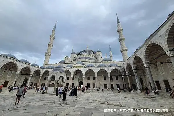 土耳其/伊斯坦堡 蘇丹艾哈邁德清真寺