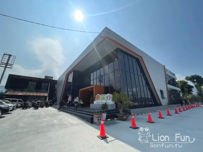 鹿谷親子景點推薦｜鹿芝谷生態景觀園區。瓦來黑鼻羊｜水豚君｜親