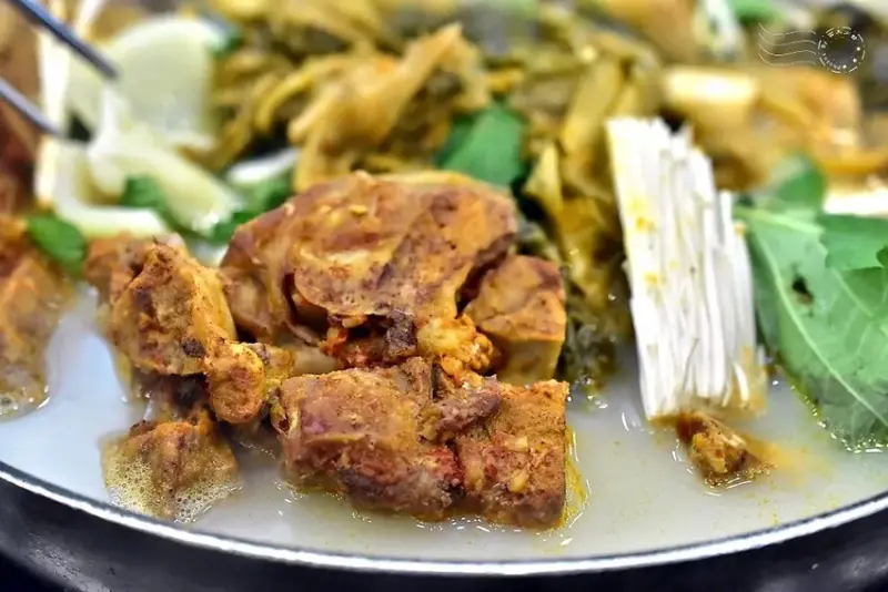 Jomaru城丸:馬鈴薯豬骨湯