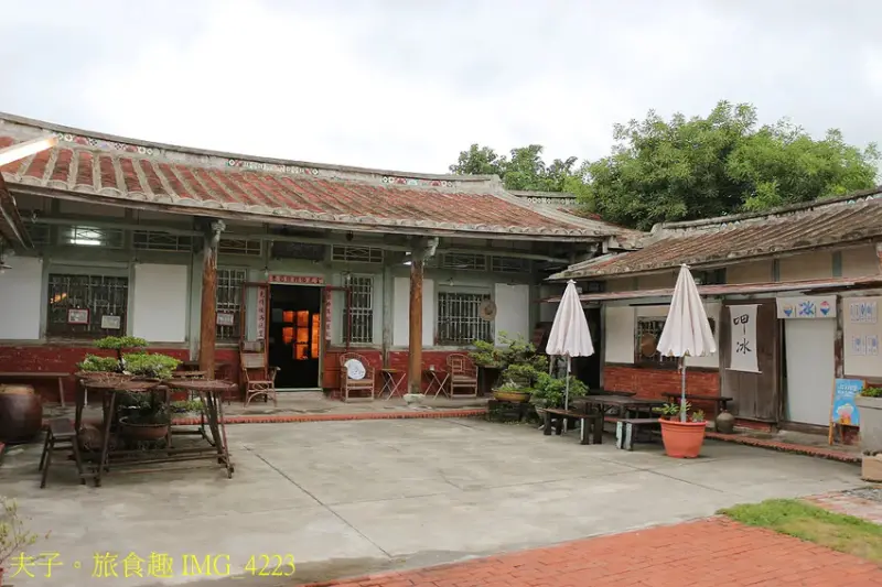 2025臺灣國際蘭展 鏡像世界 在七彩繽紛的色彩反射中 看見