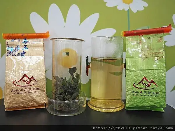 華岡製茶廠評價／高山烏龍茶葉、台灣高山好茶開箱推薦，清香潤喉