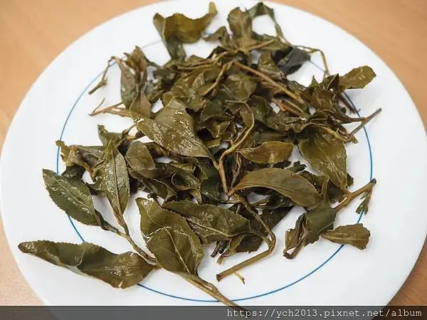 華岡製茶廠評價／高山烏龍茶葉、台灣高山好茶開箱推薦，清香潤喉