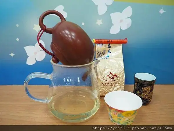 華岡製茶廠評價／高山烏龍茶葉、台灣高山好茶開箱推薦，清香潤喉