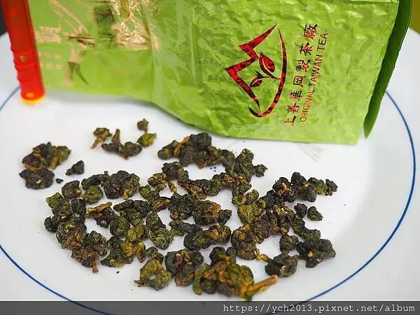 華岡製茶廠評價／高山烏龍茶葉、台灣高山好茶開箱推薦，清香潤喉