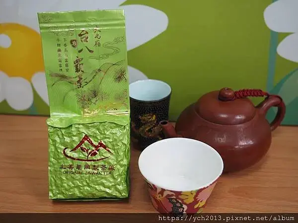 華岡製茶廠評價／高山烏龍茶葉、台灣高山好茶開箱推薦，清香潤喉