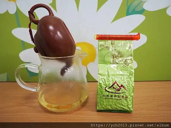 華岡製茶廠評價／高山烏龍茶葉、台灣高山好茶開箱推薦，清香潤喉