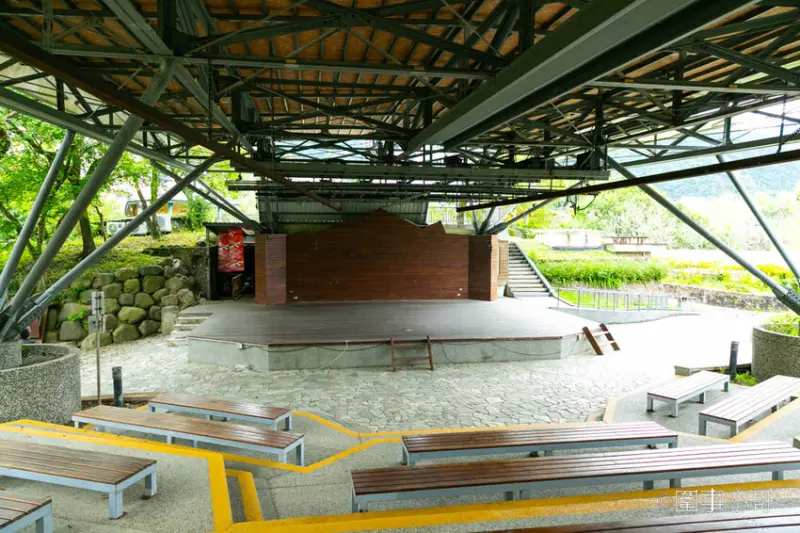 宜蘭礁溪輕旅行-來趟說走就走的旅程吧，台灣好行推出超優惠套票～讓你499元起就可以玩轉礁溪！優惠只到六月底喔喔喔！ @圍事小哥的幸福相框