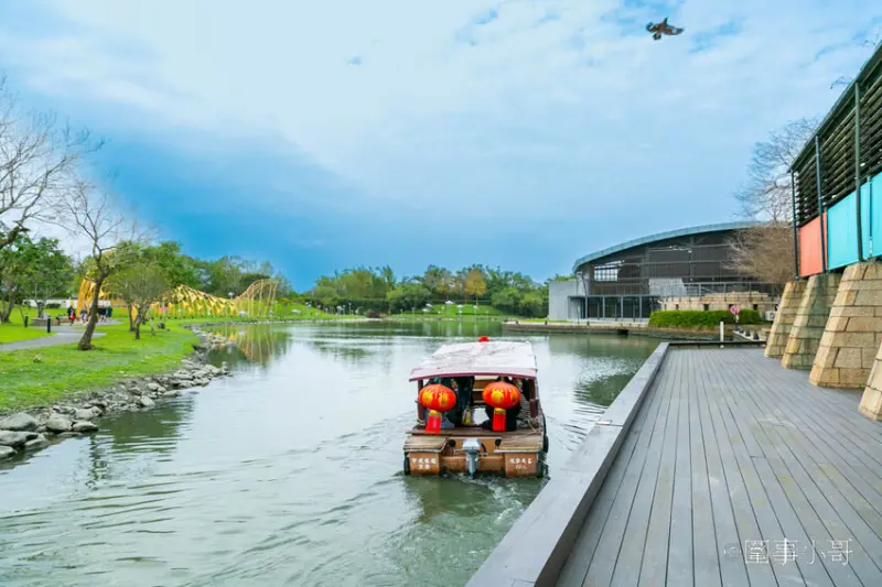 台灣好行499超值一日遊！來搭乘綠21宜蘭冬山河線暢遊羅東跟宜蘭傳統藝術中心吧～超划算套票持續熱賣中喔喔喔 @圍事小哥的幸福相框