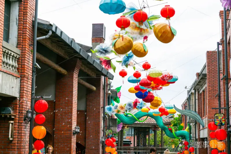 台灣好行499超值一日遊！來搭乘綠21宜蘭冬山河線暢遊羅東跟宜蘭傳統藝術中心吧～超划算套票持續熱賣中喔喔喔 @圍事小哥的幸福相框