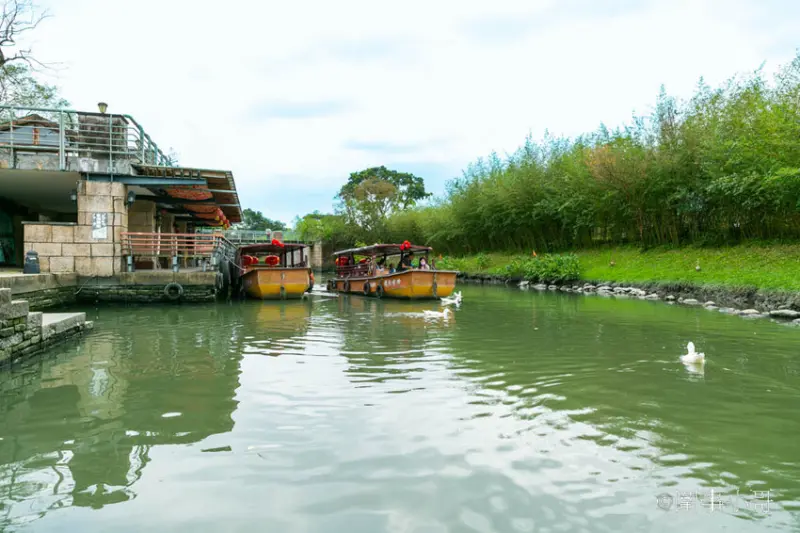 台灣好行499超值一日遊！來搭乘綠21宜蘭冬山河線暢遊羅東跟宜蘭傳統藝術中心吧～超划算套票持續熱賣中喔喔喔 @圍事小哥的幸福相框
