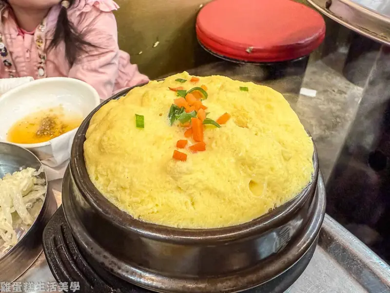 【韓國食記】小豬存錢桶石頭烤肉 - 位在弘大商圈內的平價烤肉