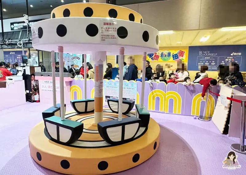 【台中親子館】台中麗寶Fun樂星球-占地超大，超高溜滑梯衝進
