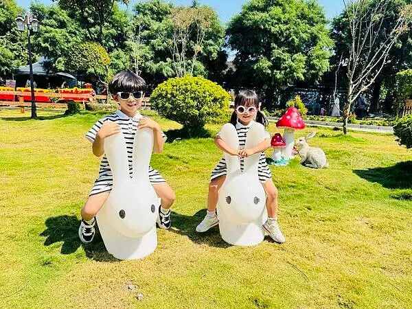 ★彰化親子景點推薦★彰化田尾最新『有樂莊園』百元門票全額抵，