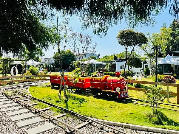 ★彰化親子景點推薦★彰化田尾最新『有樂莊園』百元門票全額抵，