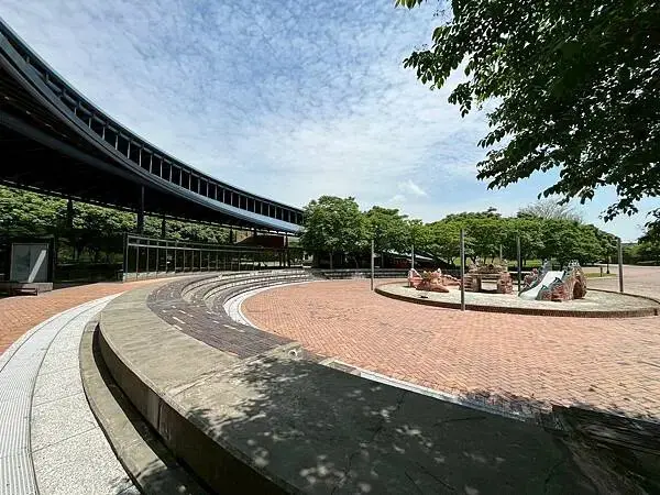 LINE_ALBUM_鶯歌_250423_129