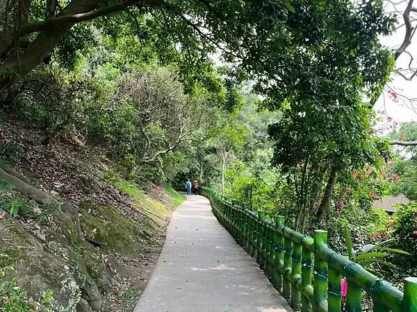 LINE_ALBUM_鶯歌_250423_368