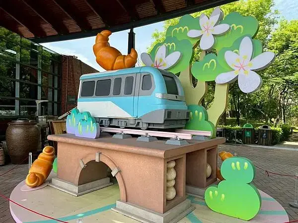 LINE_ALBUM_鶯歌_250423_131