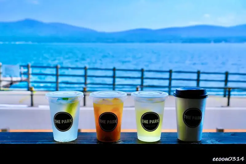 山中湖超人氣鬆餅「The Park」，絕佳湖景視野咖啡廳，河