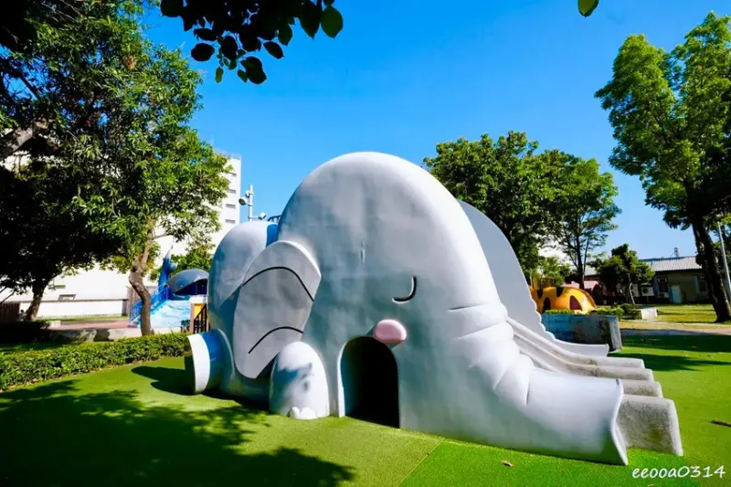 屏東遛小孩好去處「勝利動物溜滑梯公園」，8座超萌動物溜滑梯免