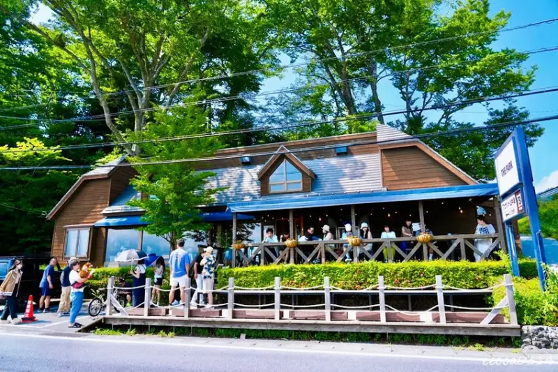 山中湖超人氣鬆餅「The Park」，絕佳湖景視野咖啡廳，河