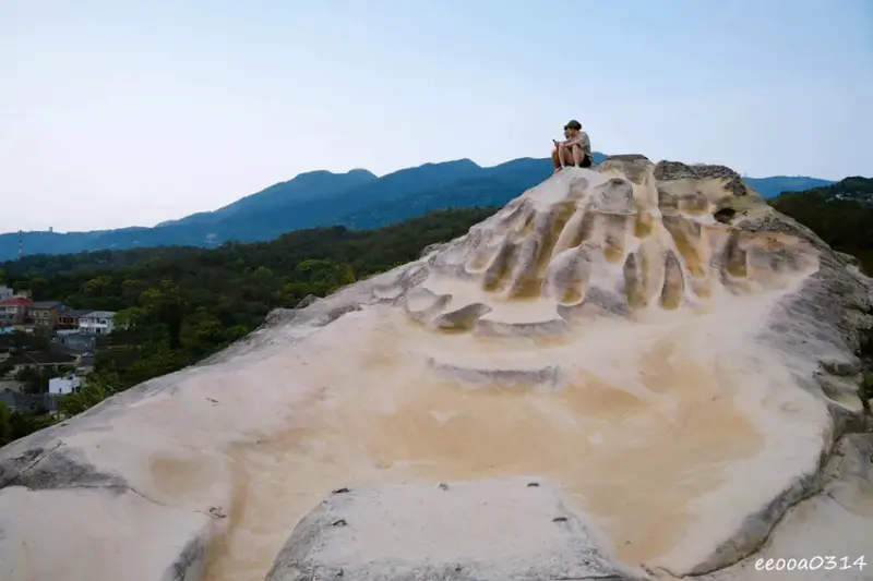 20分鐘輕鬆攻頂，「軍艦岩親山步道」好走嗎? 登山口在哪? 