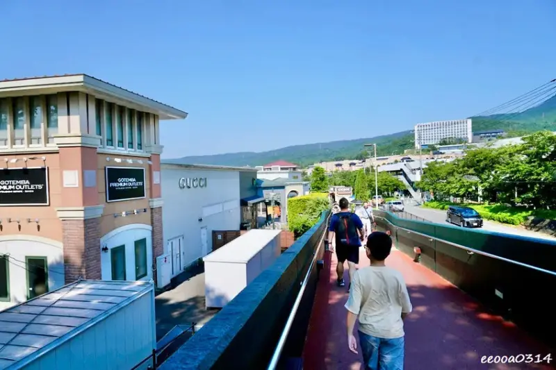 河口湖自駕遊「御殿場 PREMIUM OUTLETS」，全日