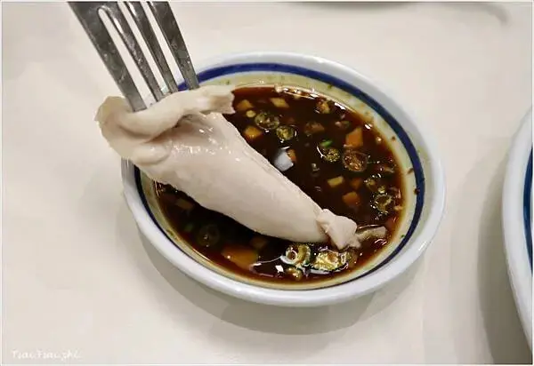 [泰國曼谷]紅大哥水門雞飯的第二分店（โกอ่าง ข้าว