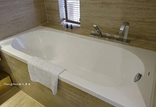 越南峴港美溪海灘【Holiday Beach Danang 