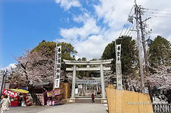 日本國寶【犬山城】最古老天守閣、城下町老街散策傳統小吃 | 