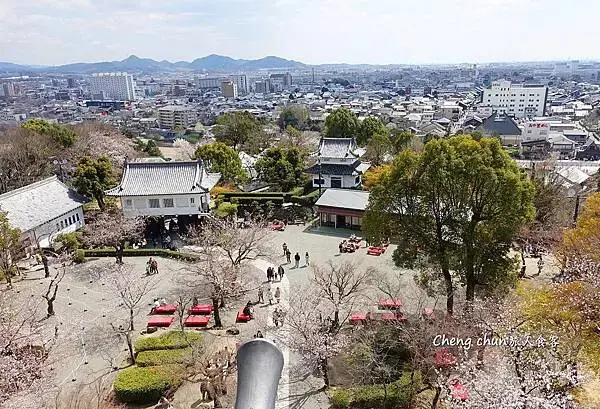 日本國寶【犬山城】最古老天守閣、城下町老街散策傳統小吃 | 