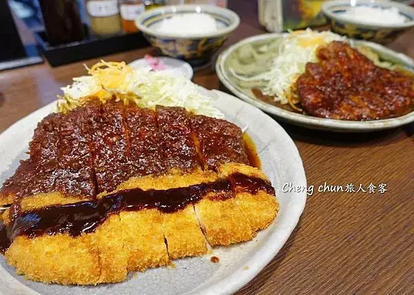 日本【名古屋味噌豬排 矢場本店】70年老店，名古屋名物。