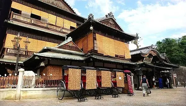 日本愛媛縣【道後溫泉本館】千年古湯，逛老街，四國自由行
