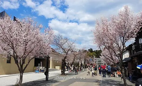 日本國寶【犬山城】最古老天守閣、城下町老街散策傳統小吃 | 