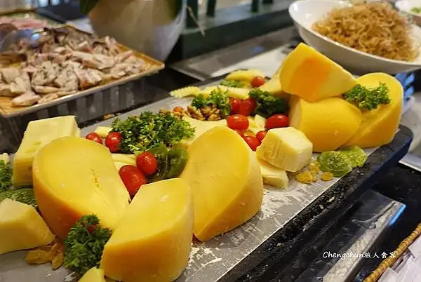 越南峴港巴拿山飯店，歐式古堡Mercure Danang F