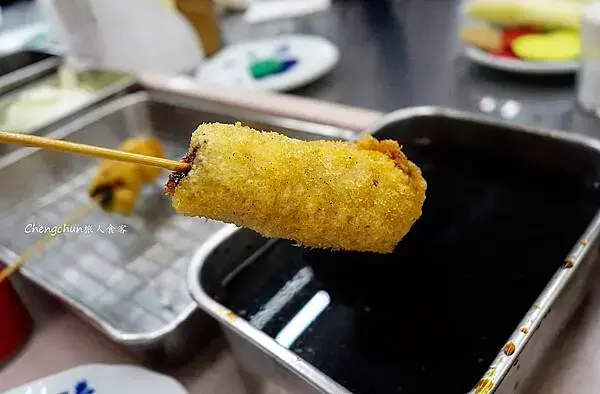 日本大阪通天閣新世界商店街串炸老店PK【串炸達摩 新世界總本