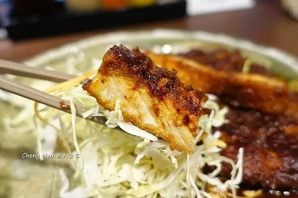 日本【名古屋味噌豬排 矢場本店】70年老店，名古屋名物。