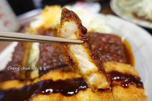 日本【名古屋味噌豬排 矢場本店】70年老店，名古屋名物。