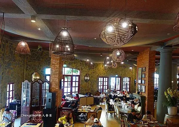 越南峴港巴拿山飯店，歐式古堡Mercure Danang F