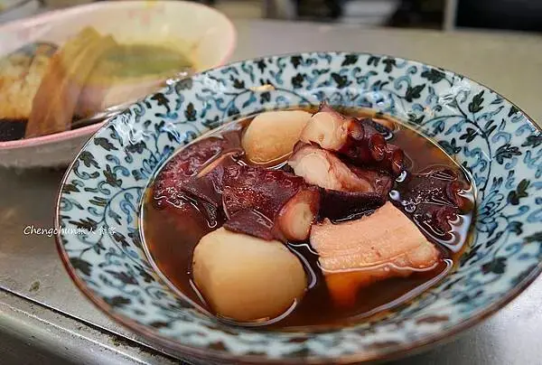 日本大阪通天閣新世界商店街串炸老店PK【串炸達摩 新世界總本