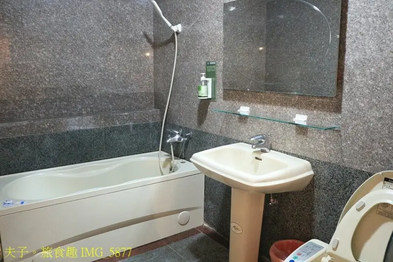 金台灣山莊 2025南投螢火蟲季 竹山鹿谷賞螢區夜訪螢河