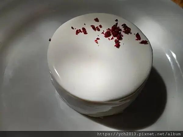 布拉索上山纜車站旁午餐／餐後搭纜車上山賞景 Brasov l