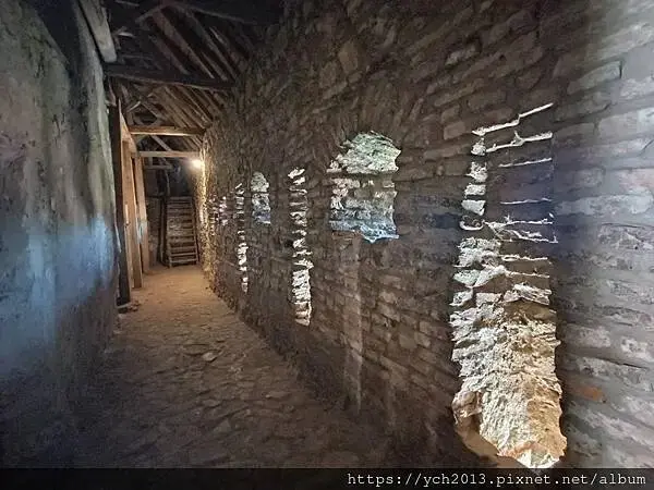 普雷穆爾防禦性教堂Fortified churdh of P