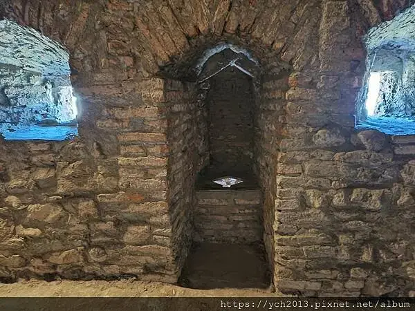 普雷穆爾防禦性教堂Fortified churdh of P