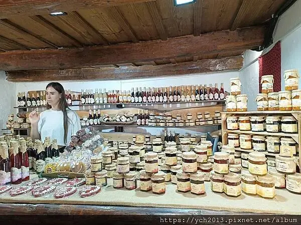 普雷穆爾防禦性教堂Fortified churdh of P