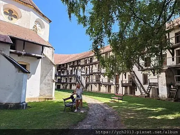 普雷穆爾防禦性教堂Fortified churdh of P