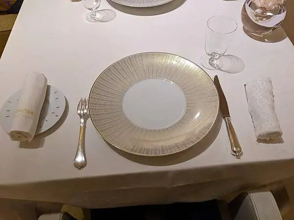 東京米其林三星L’Osier法式料理午間套餐