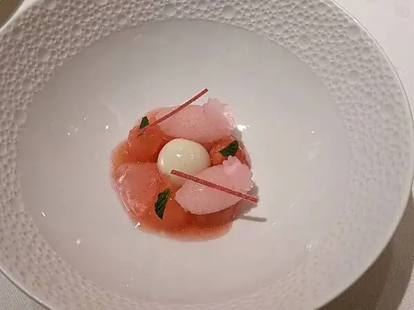 東京米其林三星L’Osier法式料理午間套餐