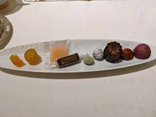 東京米其林三星L’Osier法式料理午間套餐