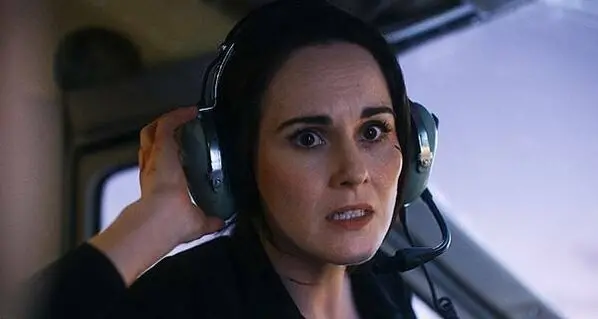 3-失速機劫_Flight Risk_劇照10_蜜雪兒道克瑞