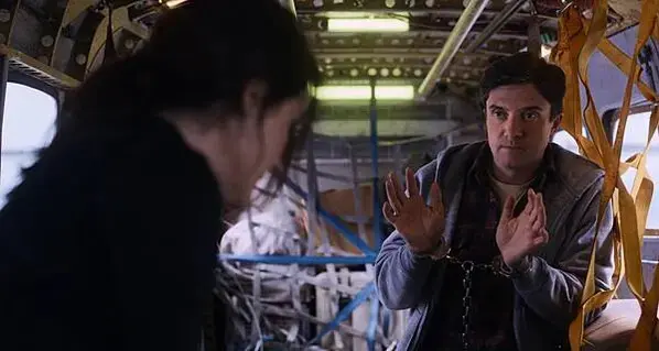 10-失速機劫_Flight Risk_劇照03